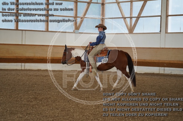 s_A_902572.JPG
